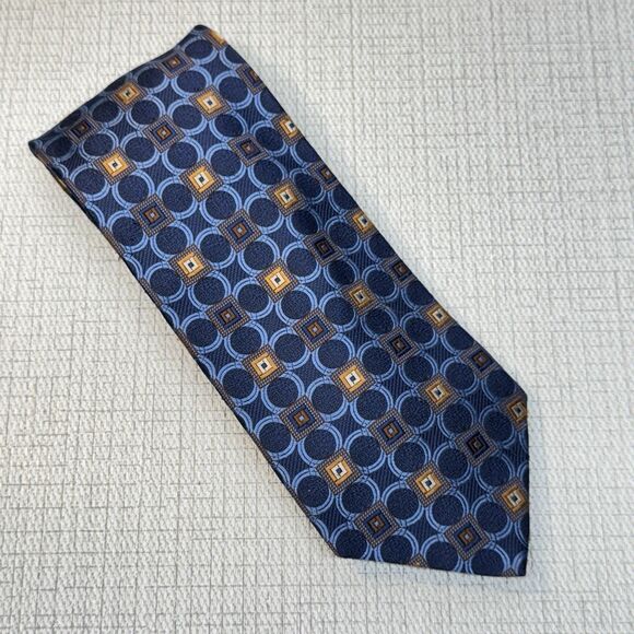 JOS A BANK Signature Collection Italy Blue Heavy Silk Geometric Self Tipped Tie - Picture 1 of 4